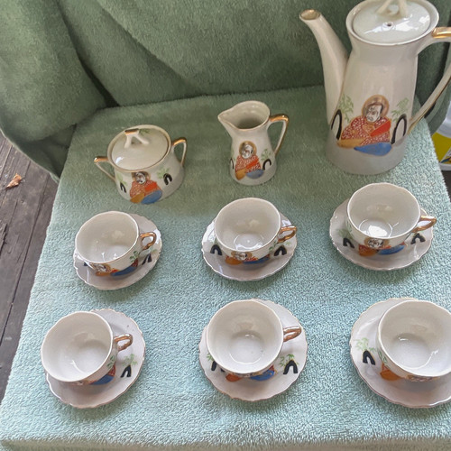 Fine china 14pc tea set - 14pc, teapot